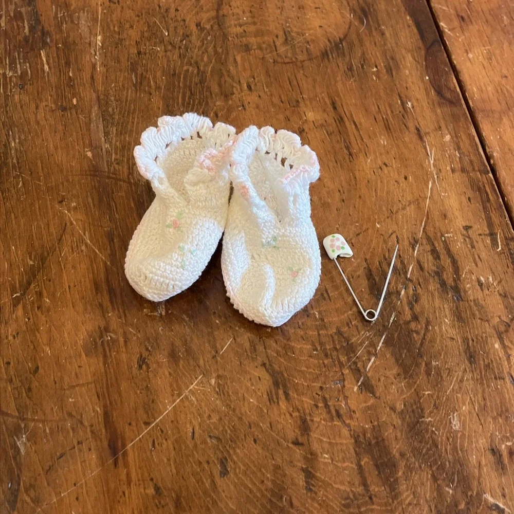 Vintage Pair Hand Crocheted Baby Shoes Booties Pink Floral Accents Ruffles